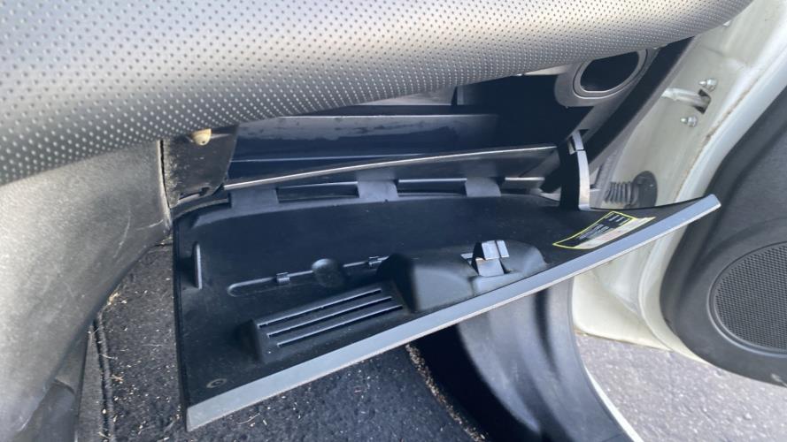 Image Boite a gants - FIAT PUNTO EVO 3