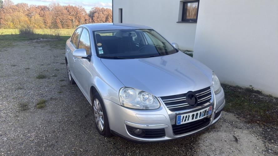 Image Capot - VOLKSWAGEN JETTA 3