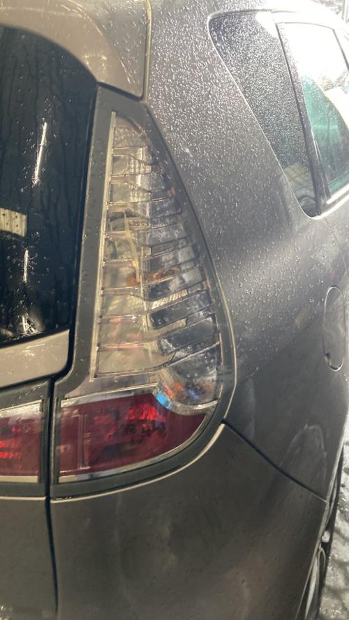 Image Feu arriere principal droit (feux) - RENAULT SCENIC 3