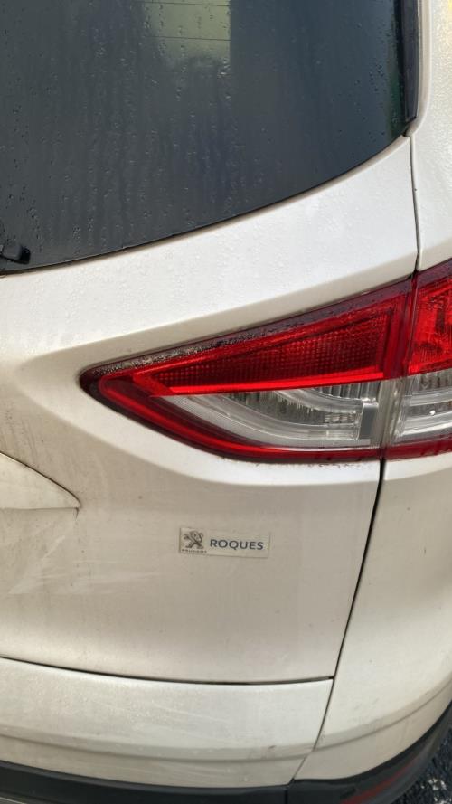 Image Feu arriere secondaire droit (feux) - FORD KUGA 2