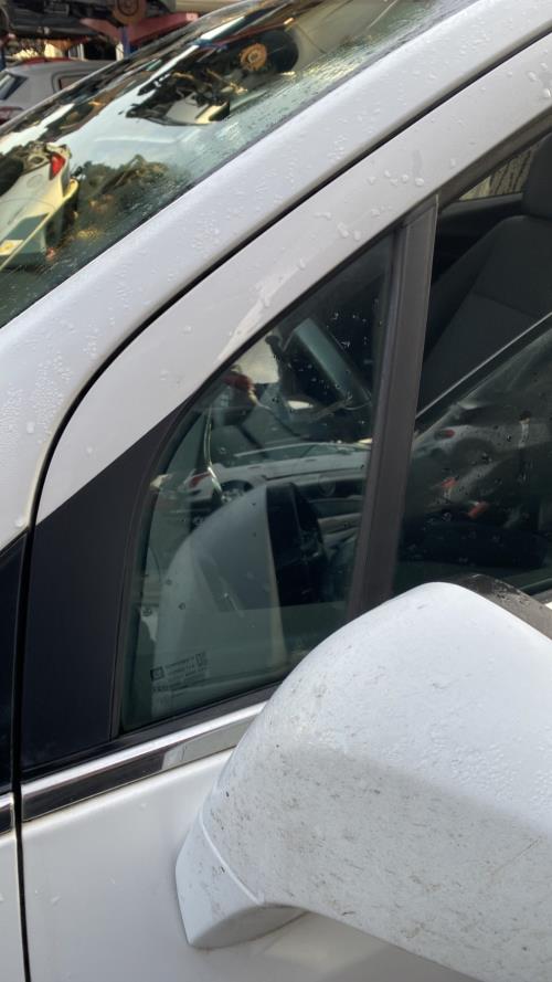 Image Custode avant gauche (porte) - OPEL MOKKA 1