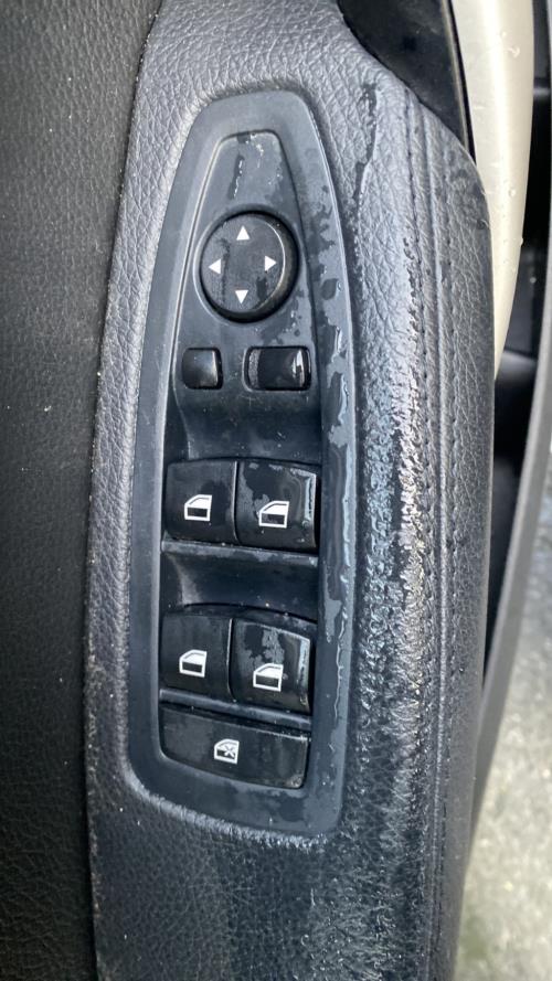 Image Interrupteur de leve vitre avant gauche - BMW SERIE 1 F20