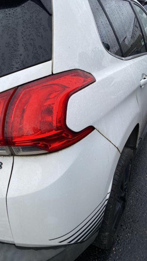 Image Feu arriere principal droit (feux) - PEUGEOT 2008 1