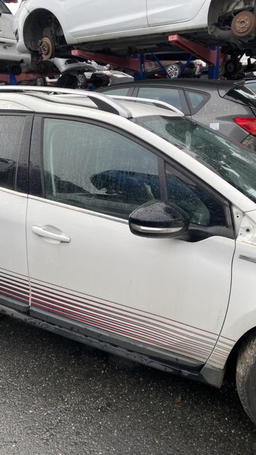 Image Porte avant droit - PEUGEOT 2008 1