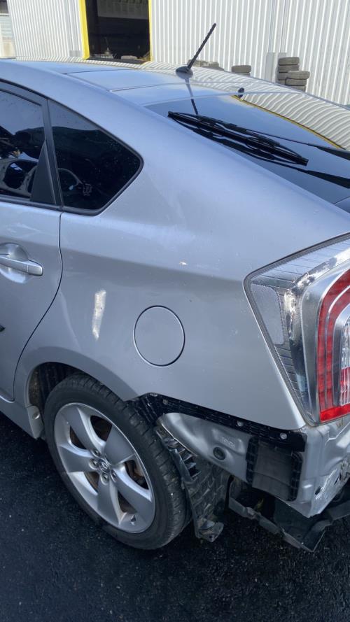 Image Trappe d'essence - TOYOTA PRIUS 3