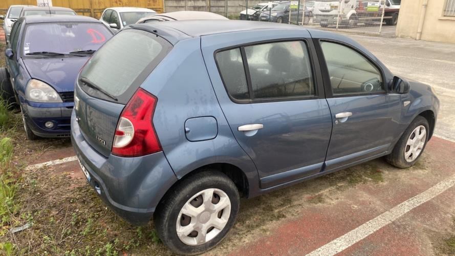 Image Feu arriere principal droit (feux) - DACIA SANDERO 1