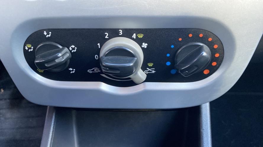 Image Commande chauffage - DACIA SANDERO 1