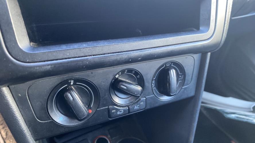 Image Commande chauffage - VOLKSWAGEN POLO 5