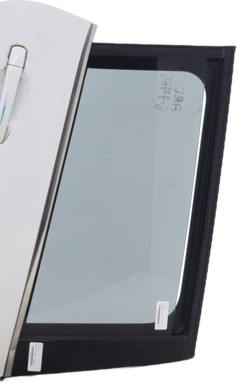 Image Vitre arriere droit - PEUGEOT 2008 1