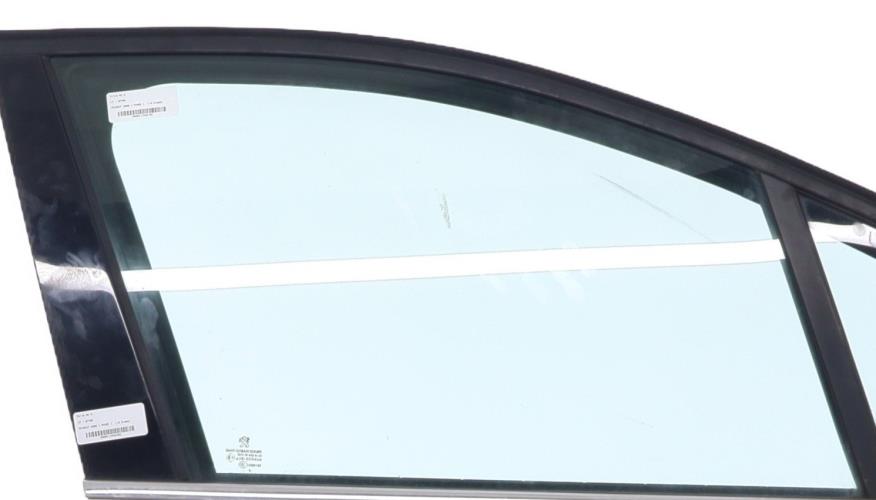 Image Vitre avant droit - PEUGEOT 2008 1