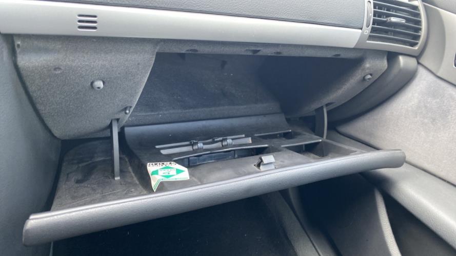 Image Boite a gants - PEUGEOT 407