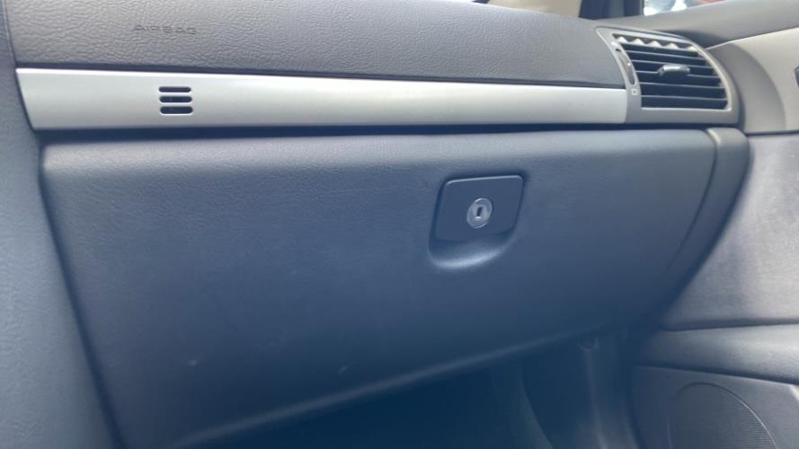 Image Boite a gants - PEUGEOT 407