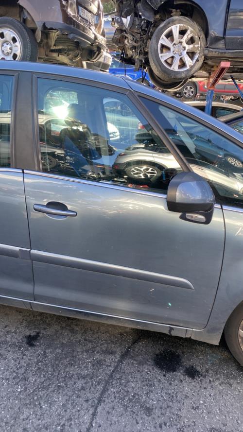 Image Porte avant droit - CITROEN C4 PICASSO 1