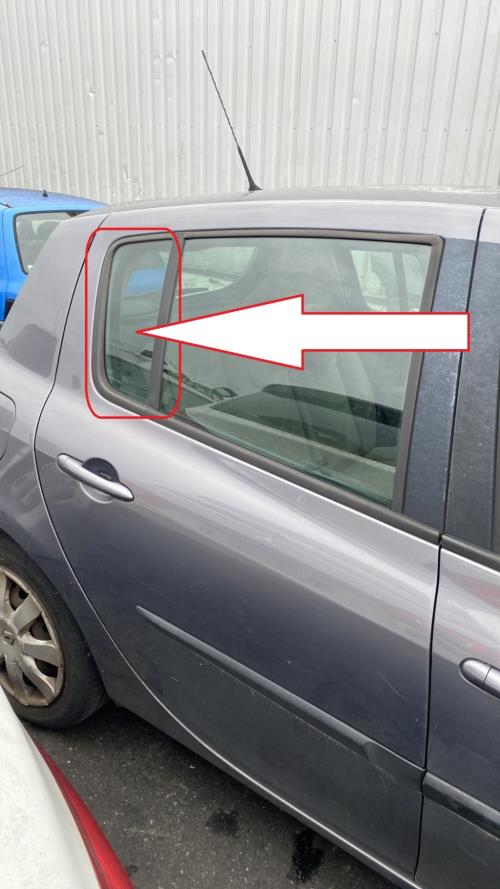 Image Custode arriere droit (porte) - RENAULT CLIO 3