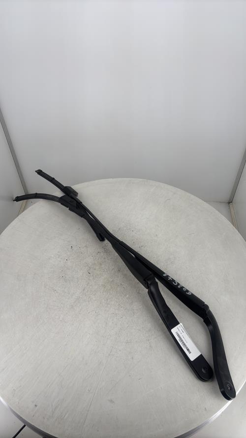 Image Bras essuie glace avant - RENAULT R4