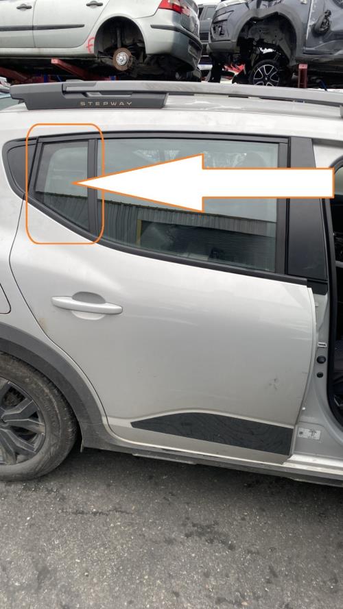 Image Custode arriere droit (porte) - DACIA SANDERO 3 STEPWAY