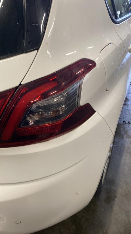 Image Feu arriere principal droit (feux) - PEUGEOT 308 2