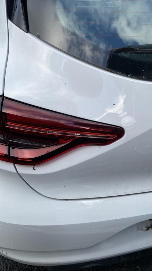 Image Feu arriere secondaire gauche (feux) - RENAULT CLIO 5