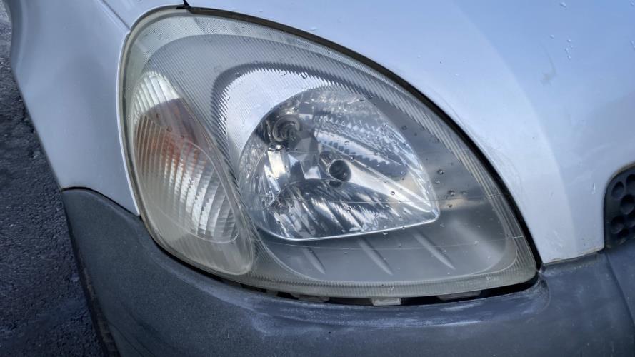 Image Optique avant principal droit (feux)(phare) - TOYOTA YARIS 1