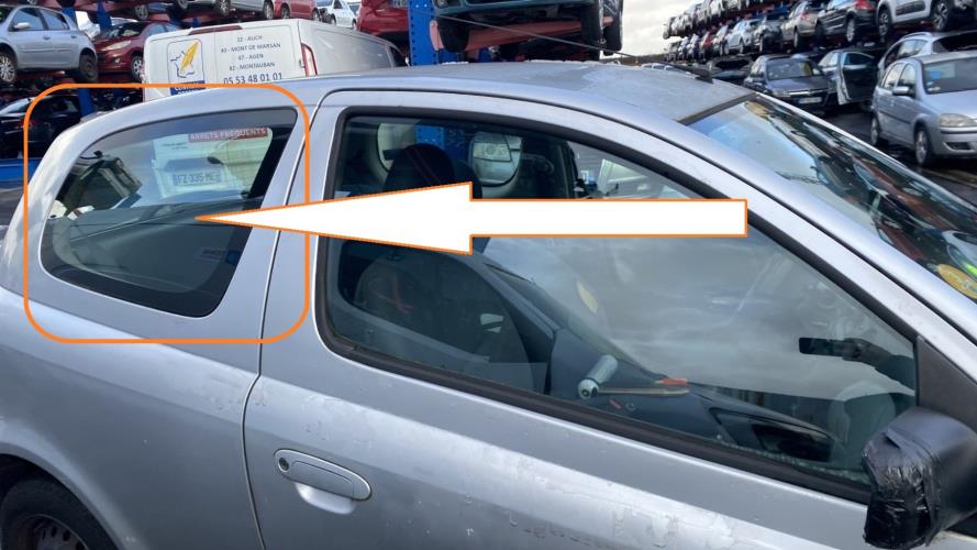 Image Custode arriere droit - TOYOTA YARIS 1