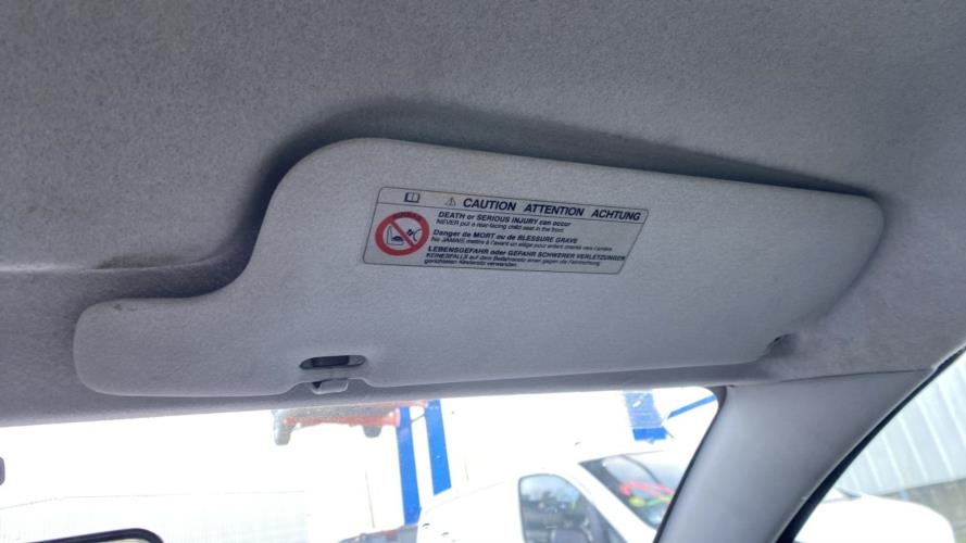 Image Pare soleil droit - TOYOTA YARIS 1