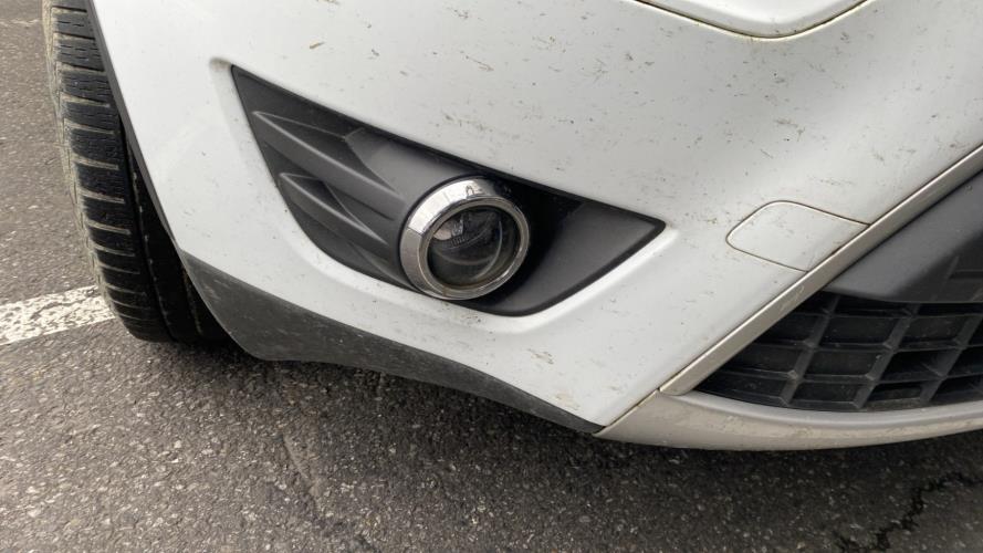 Image Anti brouillard droit (feux) - FORD KUGA 1