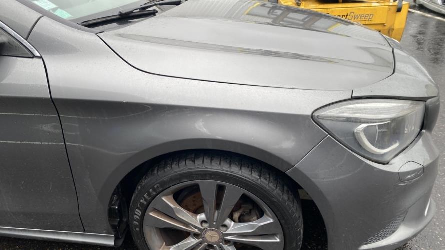 Image Aile avant droit - MERCEDES CLASSE CLA 117