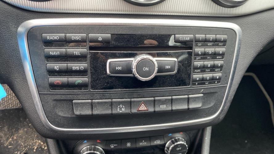 Image Autoradio d'origine - MERCEDES CLASSE CLA 117