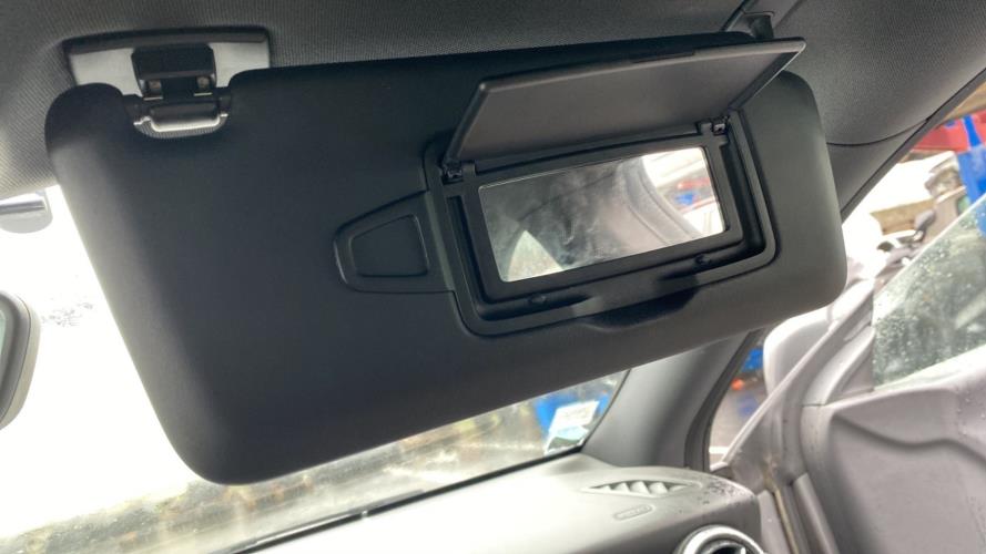 Image Pare soleil droit - MERCEDES CLASSE CLA 117