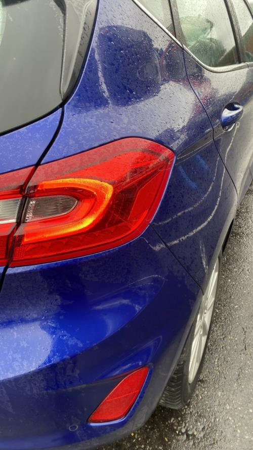 Image Feu arriere principal droit (feux) - FORD FIESTA 7