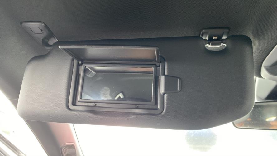 Image Pare soleil gauche - PEUGEOT 2008 2