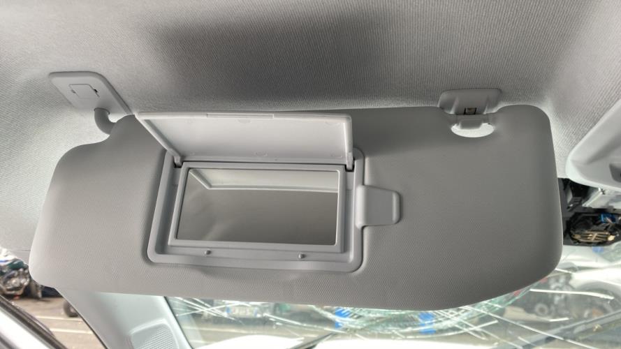 Image Pare soleil gauche - PEUGEOT 208 2