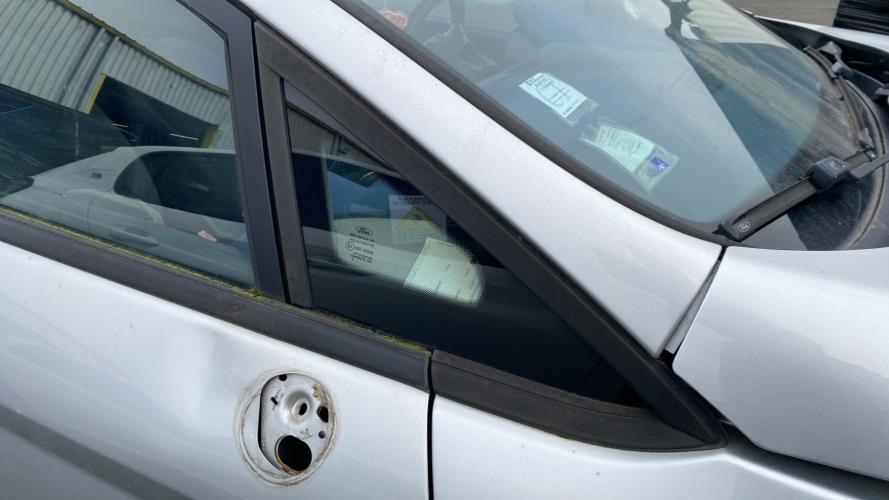 Image Custode avant droit - FORD FIESTA 6