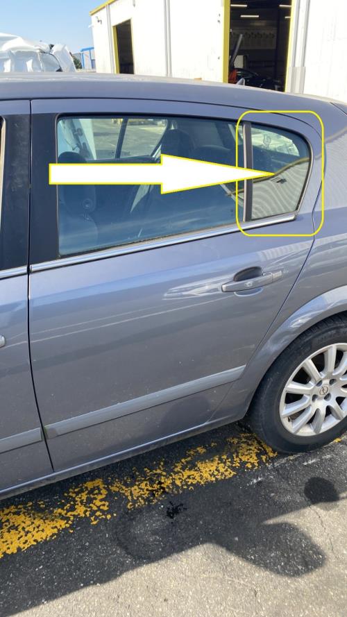 Image Custode arriere gauche (porte) - OPEL ASTRA H