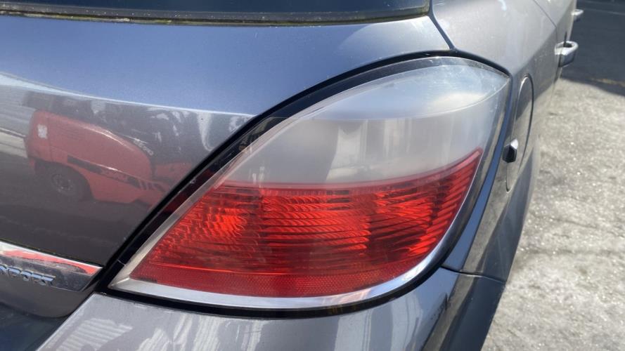 Image Feu arriere principal droit (feux) - OPEL ASTRA H