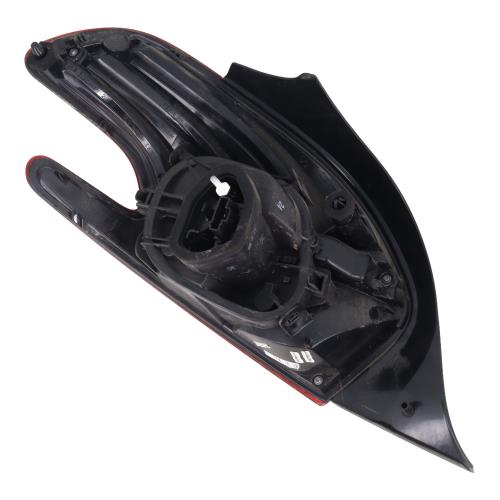 Image Feu arriere principal droit (feux) - PEUGEOT 208 1