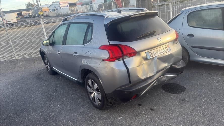 Image Feu arriere secondaire gauche (feux) - PEUGEOT 2008 1