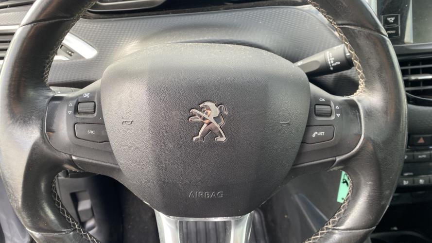 Image Air bag conducteur - PEUGEOT 2008 1