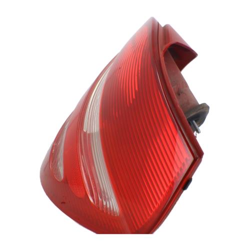 Image Feu arriere principal droit (feux) - MERCEDES CLASSE A 169