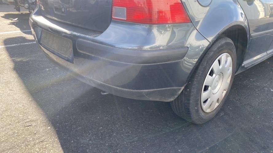 Image Pare choc arriere - VOLKSWAGEN GOLF 4