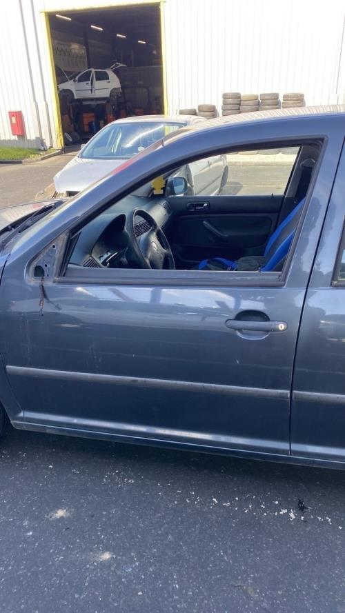 Image Porte avant gauche - VOLKSWAGEN GOLF 4