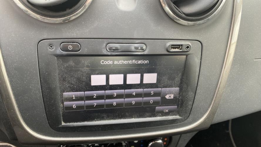 Image Autoradio d'origine - DACIA LOGAN 2