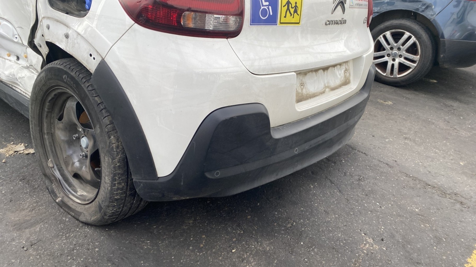 Pièce Auto