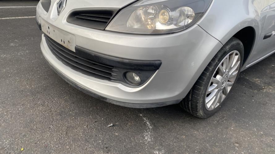 Image Anti brouillard gauche (feux) - RENAULT CLIO 3