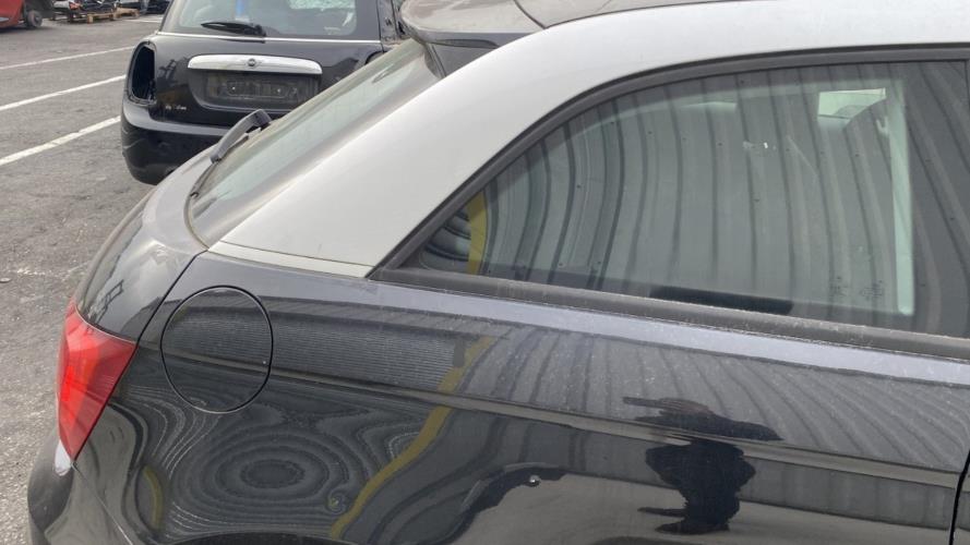 Image Trappe d'essence - AUDI A1 1