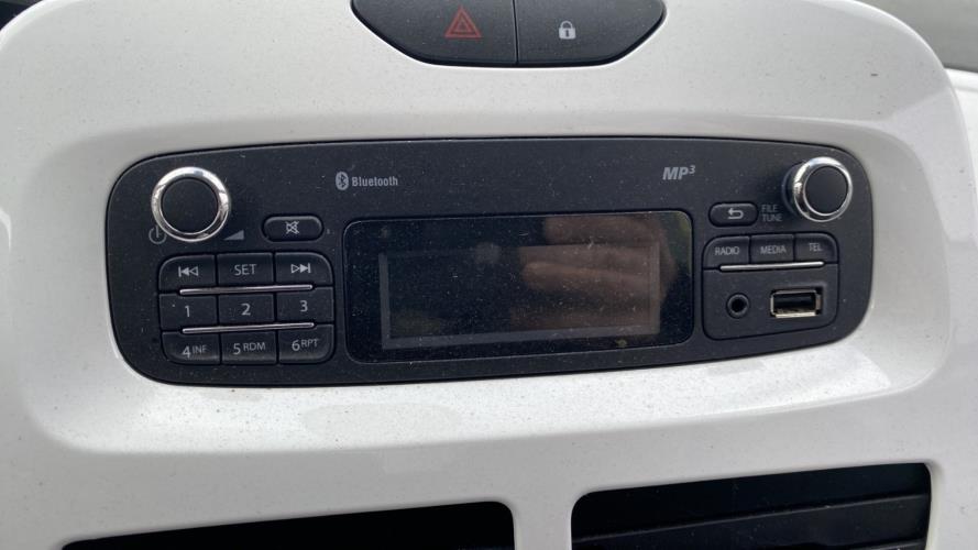 Image Autoradio d'origine - RENAULT ZOE 1