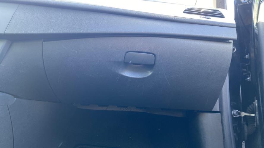 Image Boite a gants - RENAULT MEGANE 3