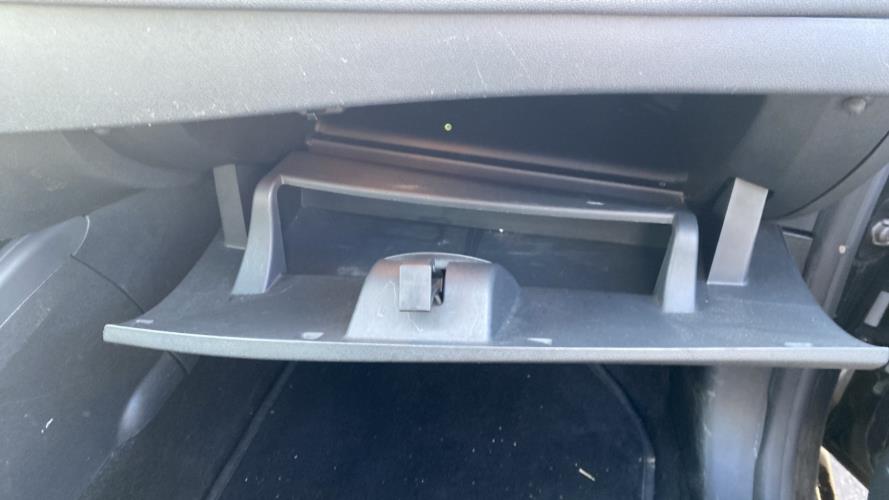 Image Boite a gants - RENAULT MEGANE 3