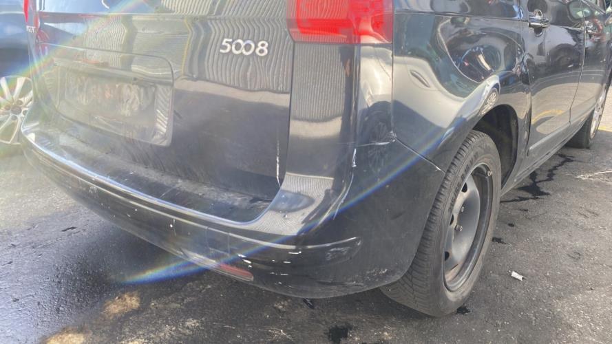 Image Pare choc arriere - PEUGEOT 5008 1