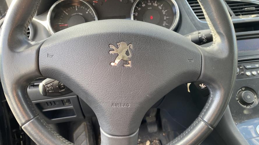 Image Air bag conducteur - PEUGEOT 5008 1
